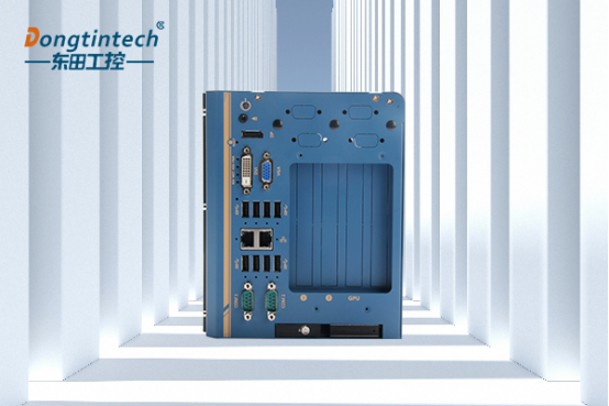 车载嵌入式工控机.png 车载嵌入式工控机.png