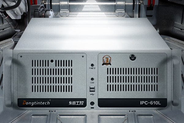 三亿4U机架式工控机.png 三亿4U机架式工控机.png