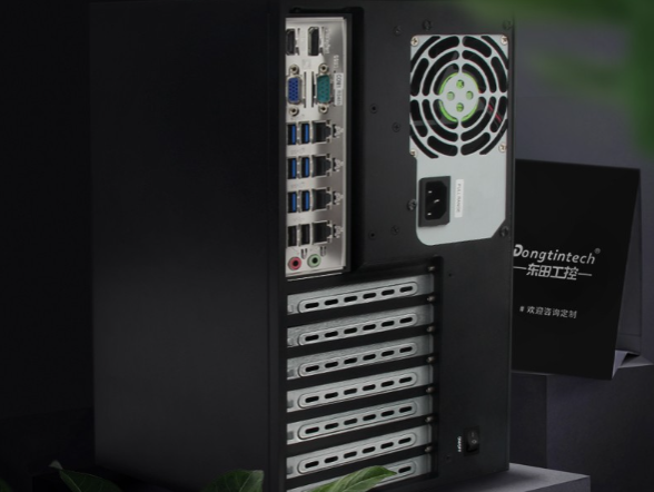 三亿酷睿10代壁挂式工控机.png 三亿酷睿10代壁挂式工控机.png