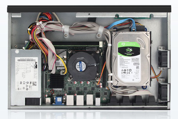 1U短款工控机机箱.png 1U短款工控机机箱.png