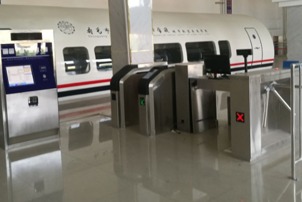 地铁检票系统.png 地铁检票系统.png