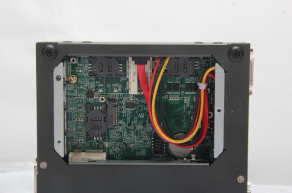 嵌入式工控机主板.png 嵌入式工控机主板.png