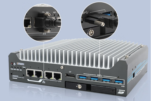 嵌入式工控机端口.png 嵌入式工控机端口.png