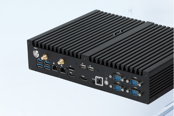 三亿嵌入式工控机产品.png 三亿嵌入式工控机产品.png